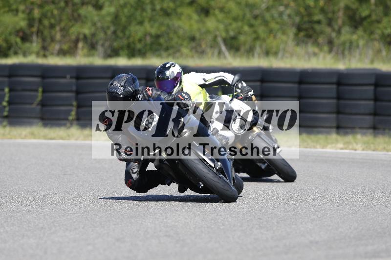 /48 25.08.2025 Cornu Master School ADR/gruen-vert/88
